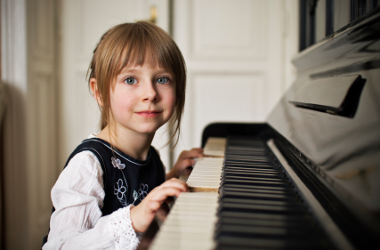 Le 3 novità: corsi Gordon per bambini; violino, cajon, ukulele; esami e certificazioni!!!